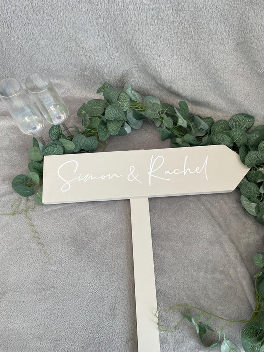 Personalised, NEUTRAL wooden event direction sign.