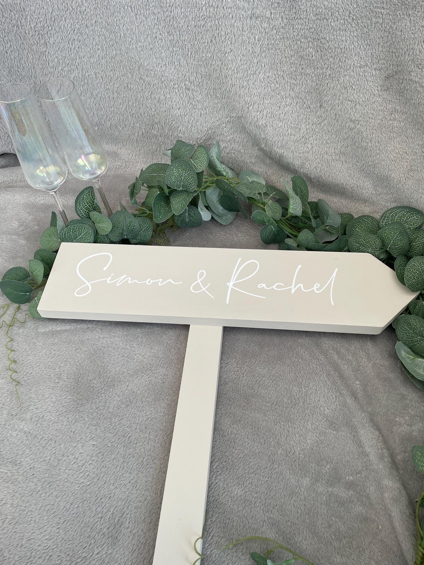 Personalised, NEUTRAL wooden event direction sign.