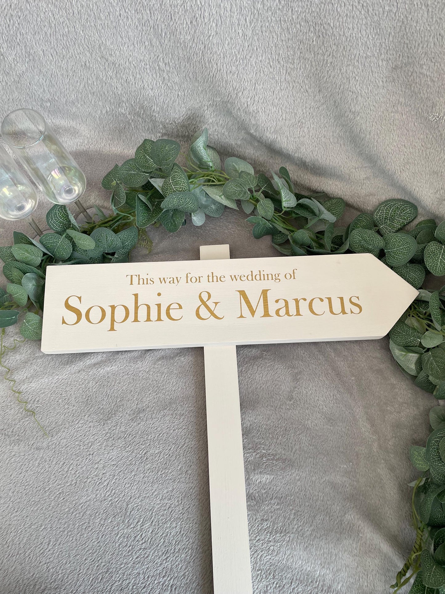 Personalised NEUTRAL wooden event direction sign.
