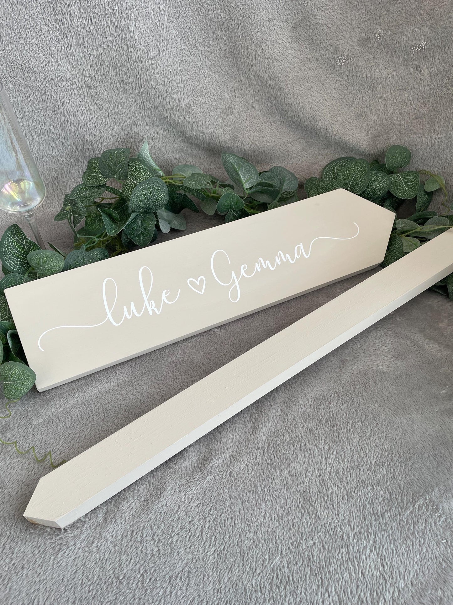 Personalised, NEUTRAL wooden event direction sign.