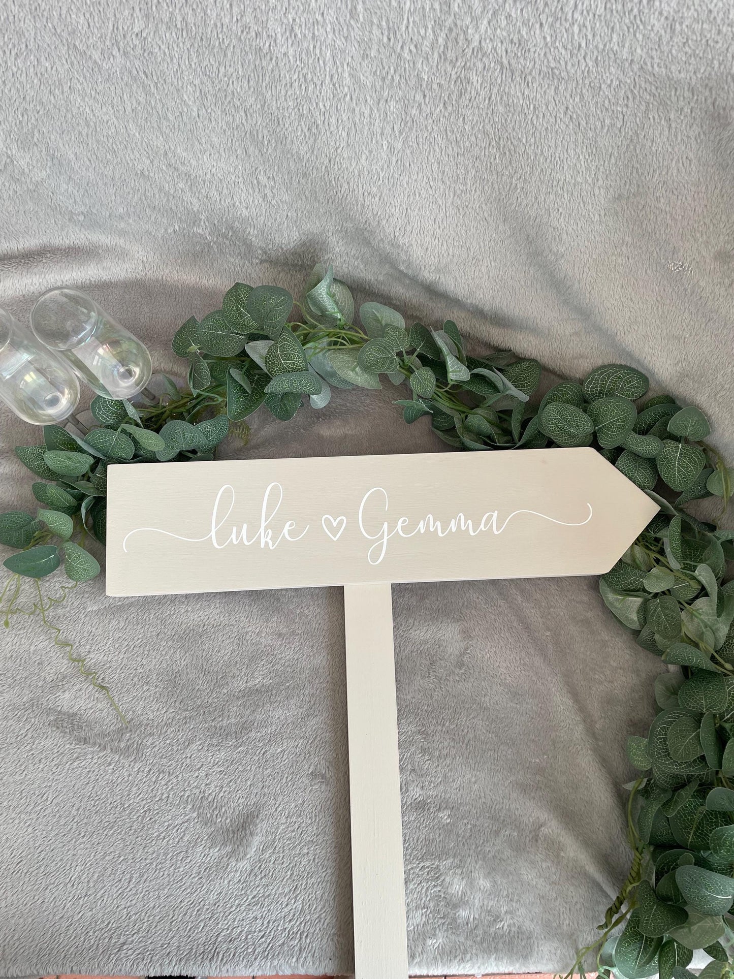 Personalised, NEUTRAL wooden event direction sign.