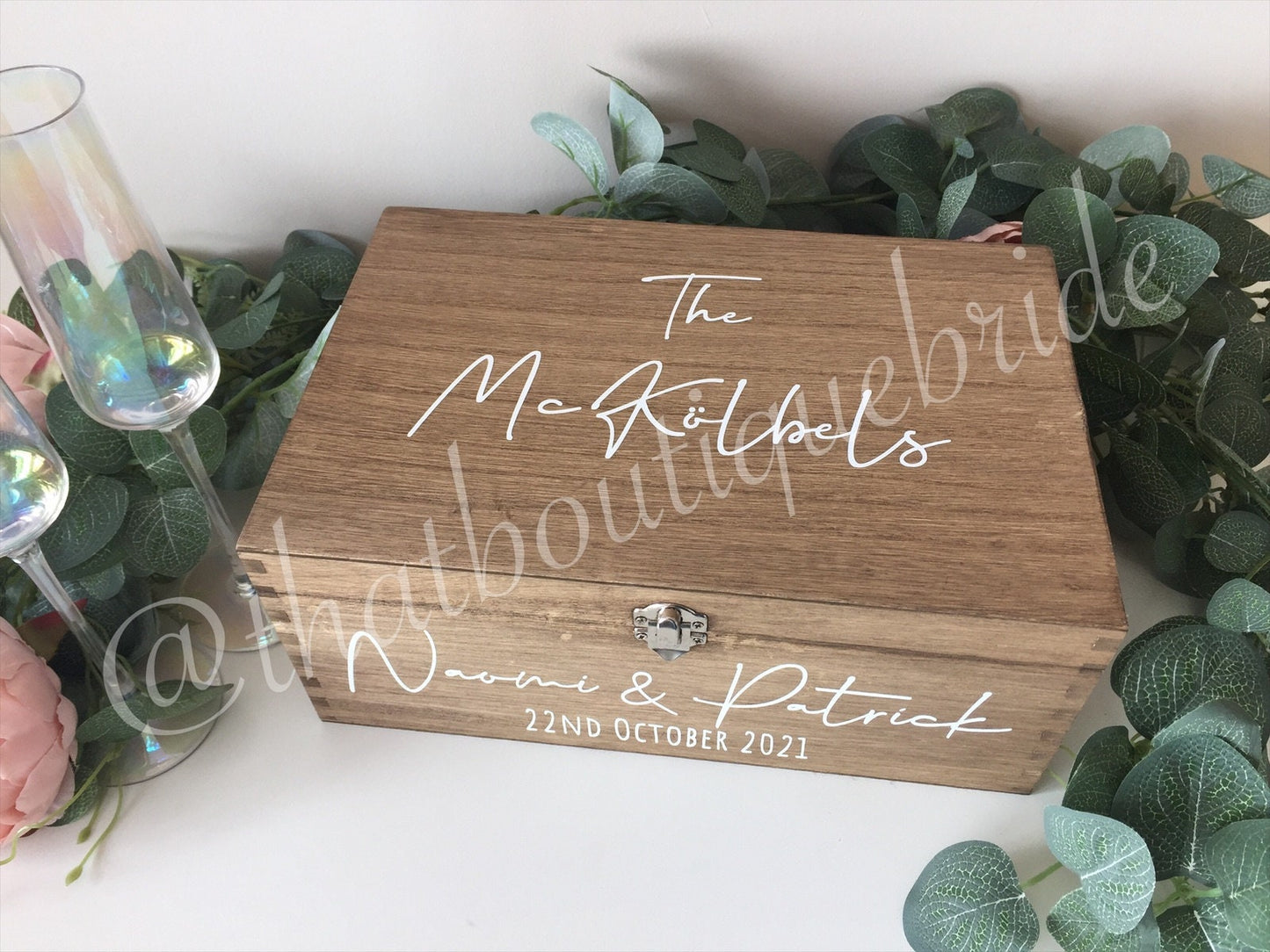 UPGRADE for custom text on gift box. Box not included, please purchase separately.