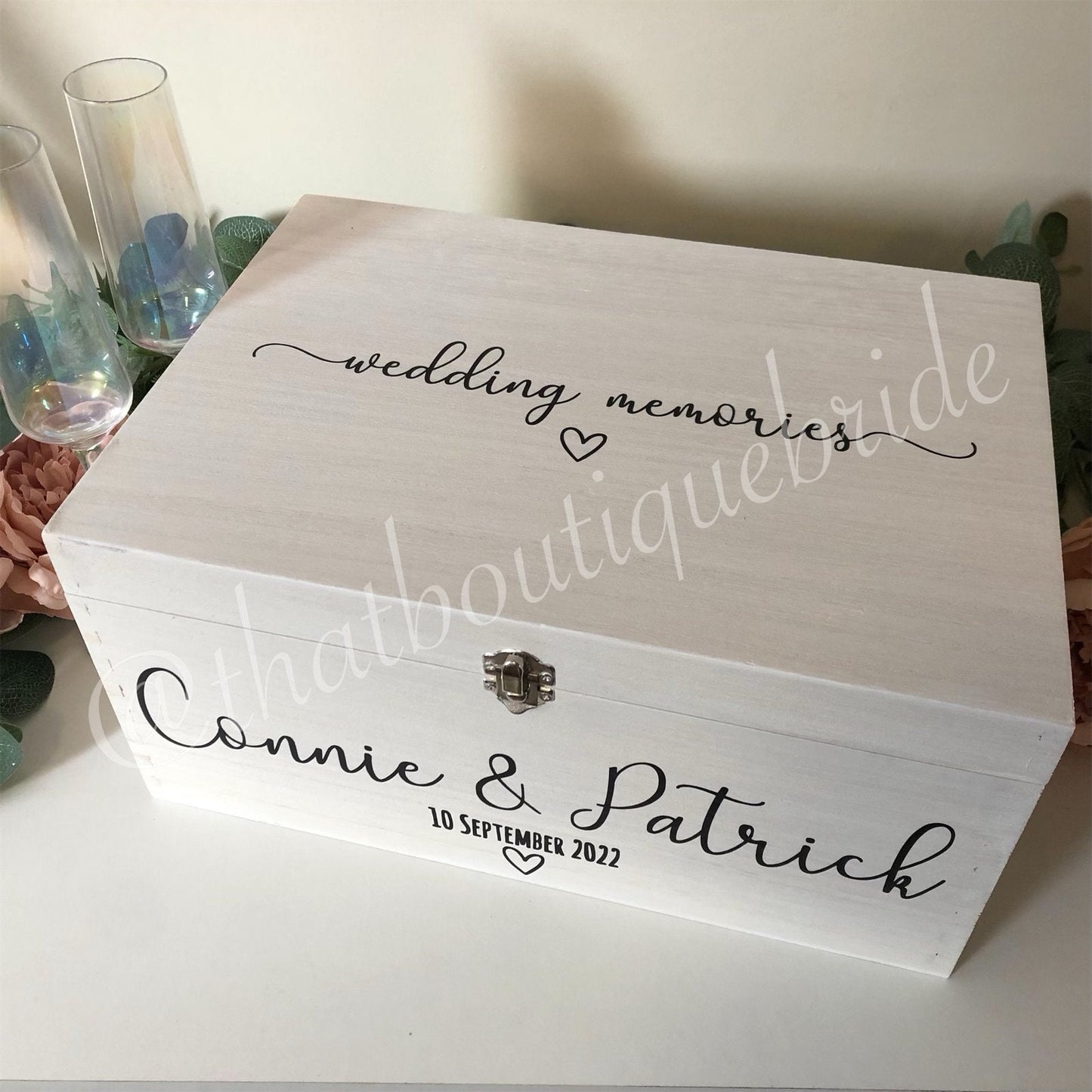 Personalised WHITE wedding card box, Wedding memory box, Wedding keepsake box, Wooden Wedding box, white wedding post box