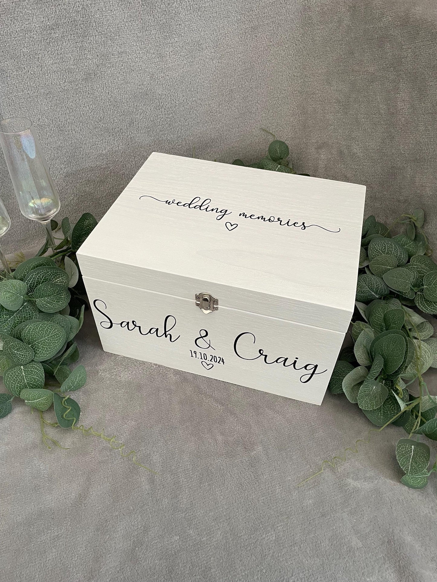 Personalised WHITE wedding card box, Wedding memory box, Wedding keepsake box, Wooden Wedding box, white wedding post box
