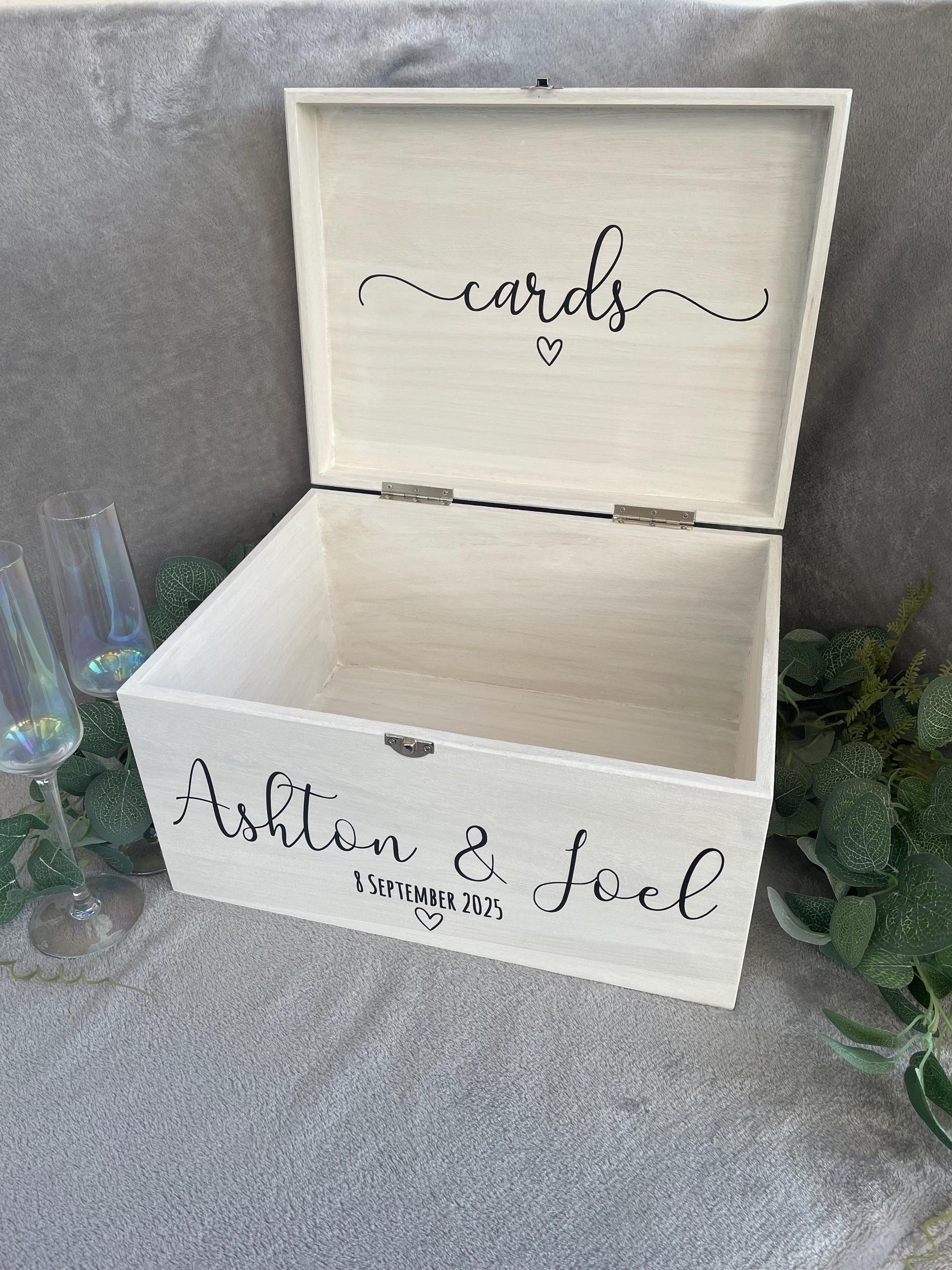 Personalised WHITE wedding card box, Wedding memory box, Wedding keepsake box, Wooden Wedding box, white wedding post box