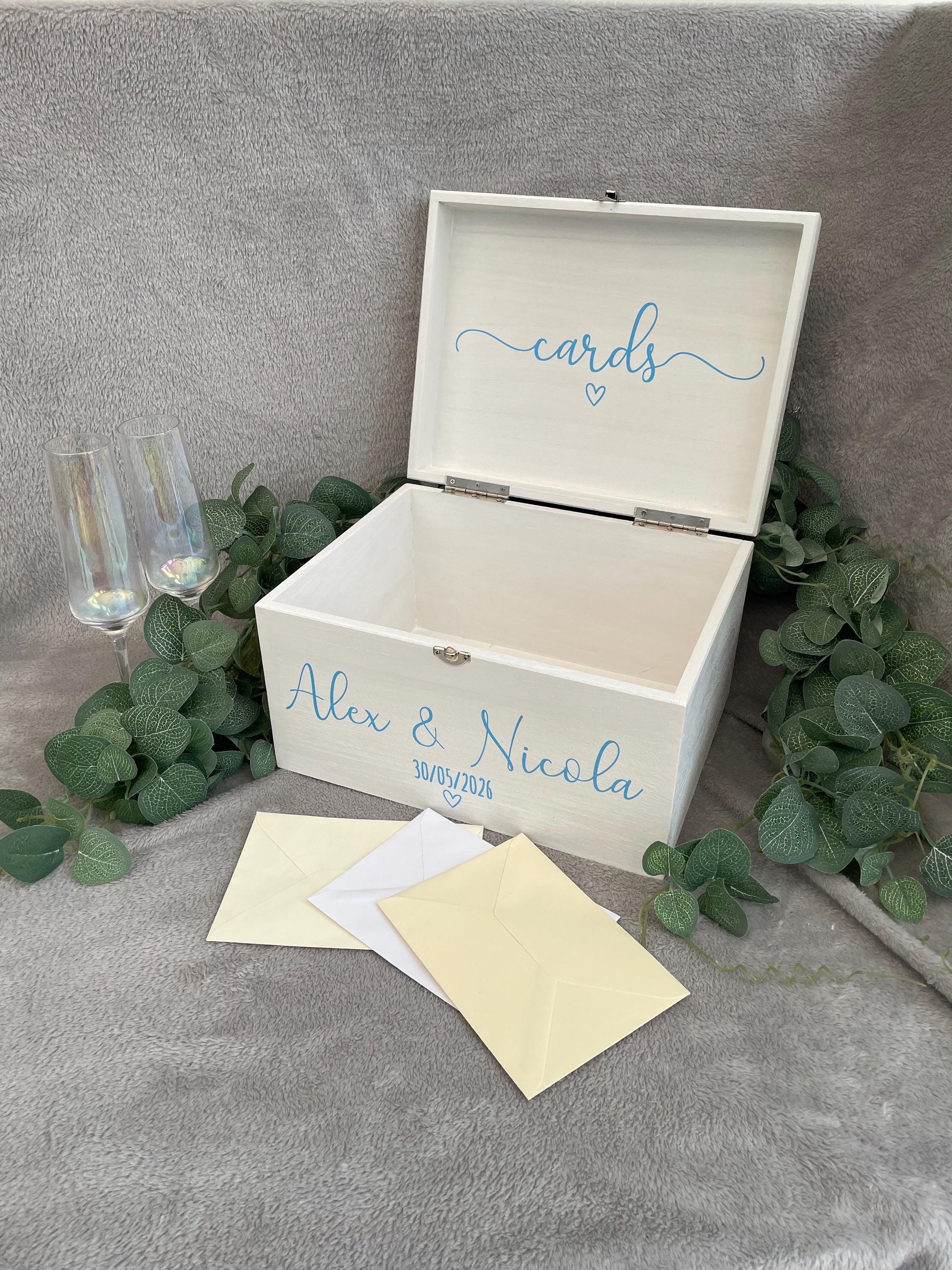 Personalised WHITE wedding card box, Wedding memory box, Wedding keepsake box, Wooden Wedding box, white wedding post box
