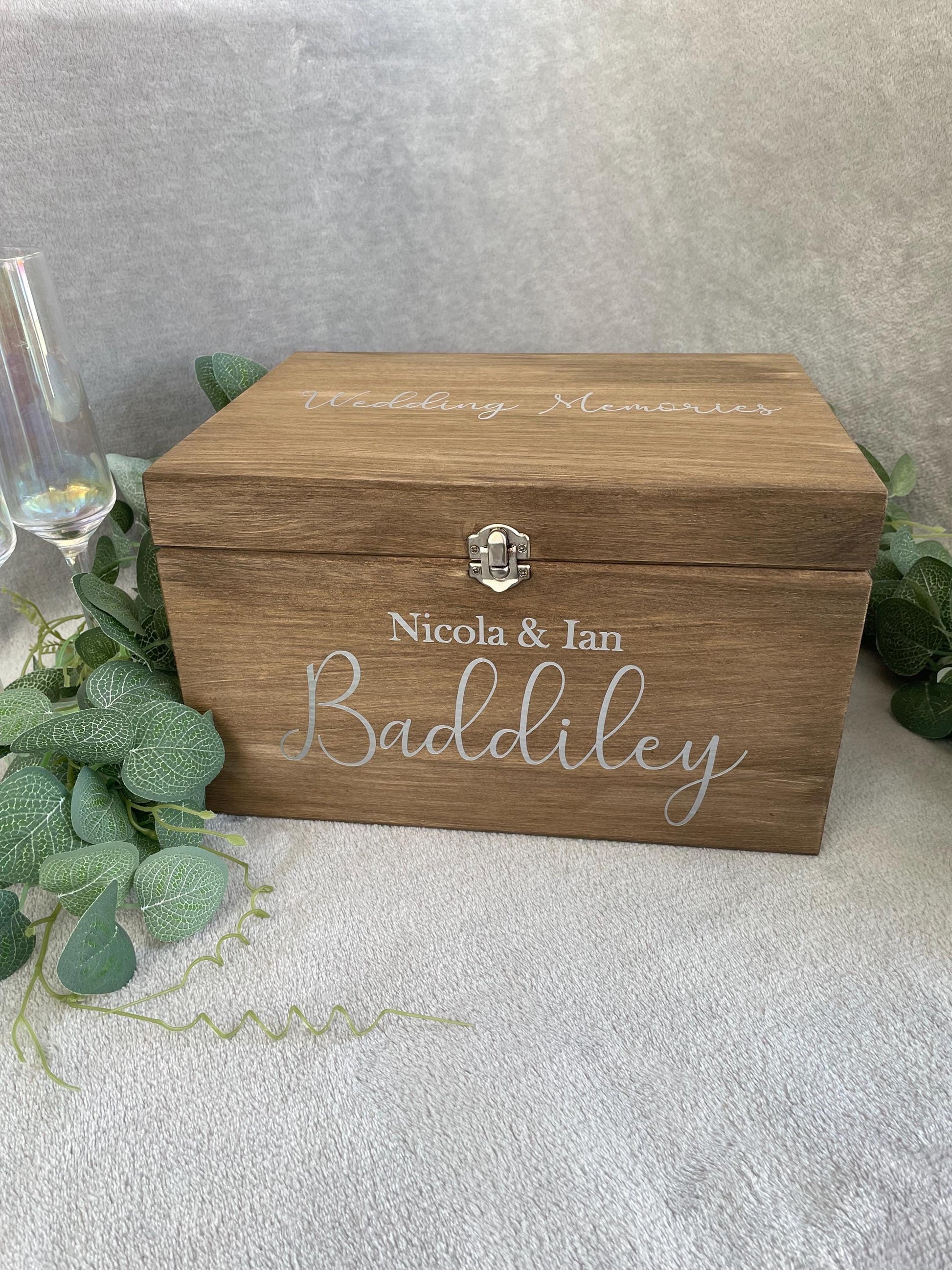 Personalised RUSTIC wedding card box, Wedding memory box, Wedding keepsake box, Wooden Wedding box, rustic wedding post box