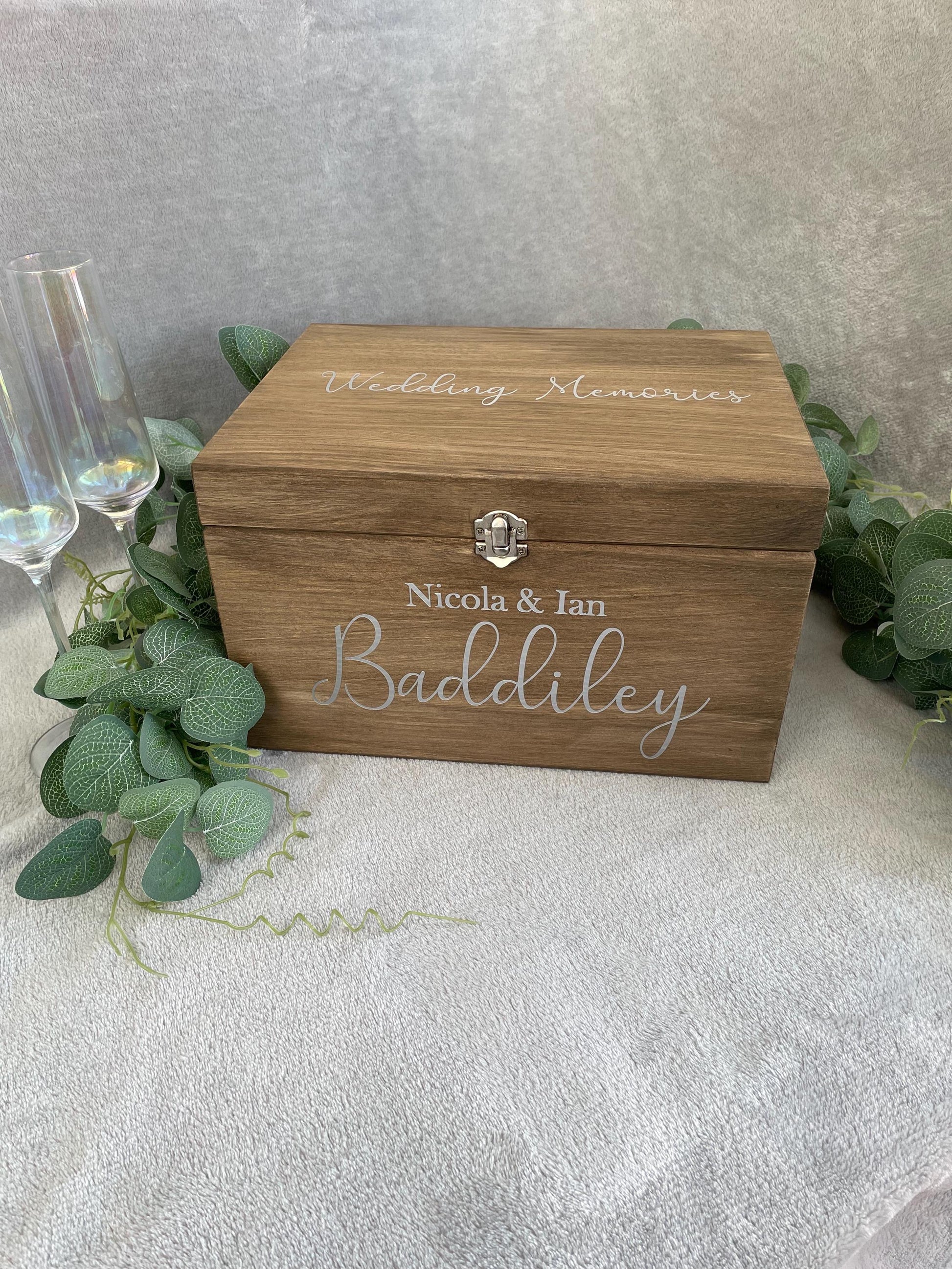 Personalised RUSTIC wedding card box, Wedding memory box, Wedding keepsake box, Wooden Wedding box, rustic wedding post box